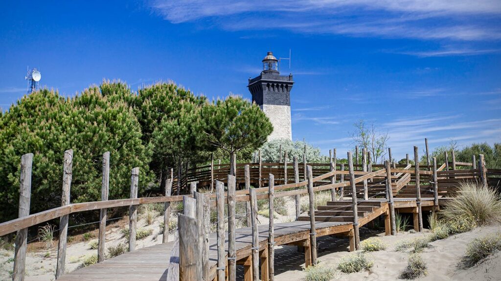 Visite à partir de Junas, le phare de l'Espiguette